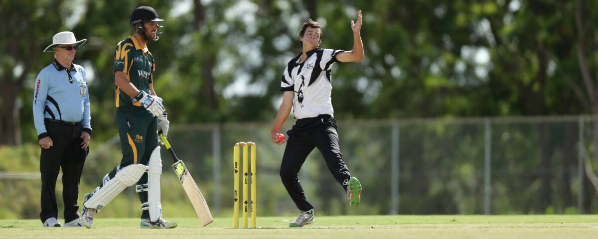 Charlestown, Newcastle and NSW Country leg-spinner Daniel Chillingworth has been dealing with a finger injury ever since taking 40-plus wickets in first grade in 2018-19. Picture by Jonathan Carroll