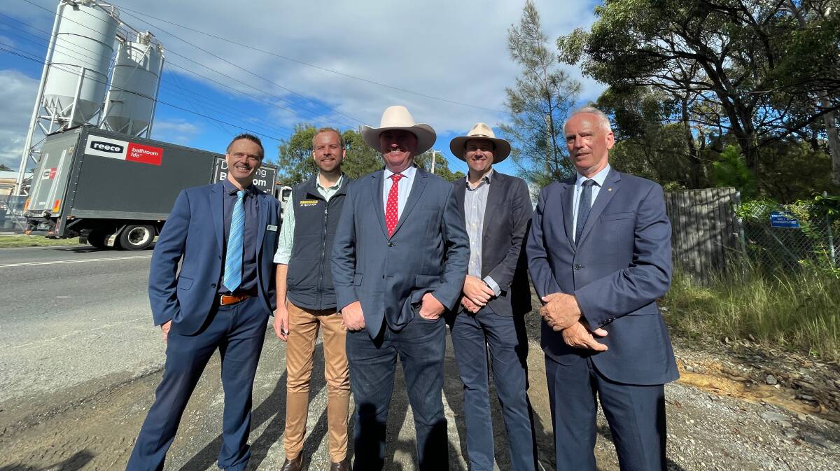 BOTTLENECK: Lake Macquarie City Council deputy mayor Jason Pauling, Hunter Nationals candidate James Thomson, Deputy PM Barnaby Joyce, NSW Regional Transport and Roads Minister Sam Farraway and Member for Lake Macquarie Greg Piper. Photo: Madeline Link