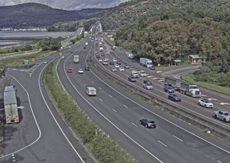 BRAKING POINT: A crash at Bar Point is adding about 10 minutes to northbound trips, Live Traffic NSW has warned motorists. 