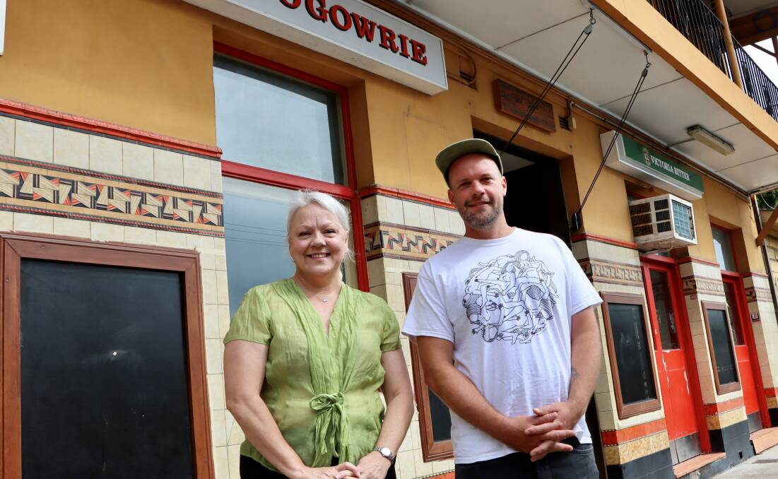 MAKING NOISE: Newcastle Labor councillor Carol Duncan and Lass O'Gowrie licencee Andrew Dunne. Live music will make its way into council planning certificates.