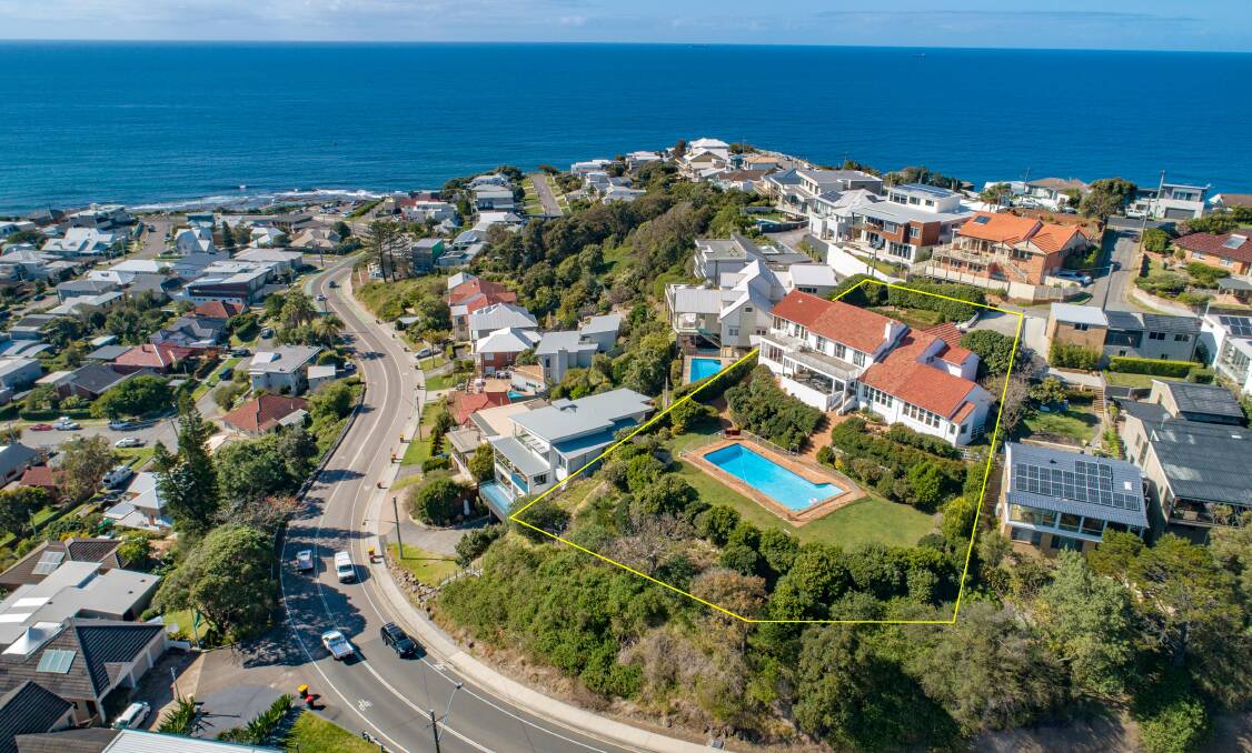  This landmark home on Scenic Drive in Merewether attracted local, interstate and overseas interest. 