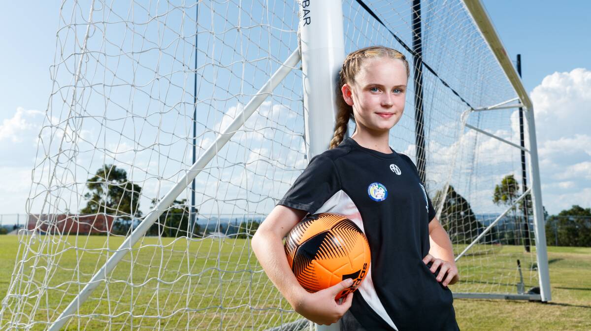 Thornton's Cassie Niszczot, 12, hopes to one day play for the Matildas. Picture by Max Mason-Hubers