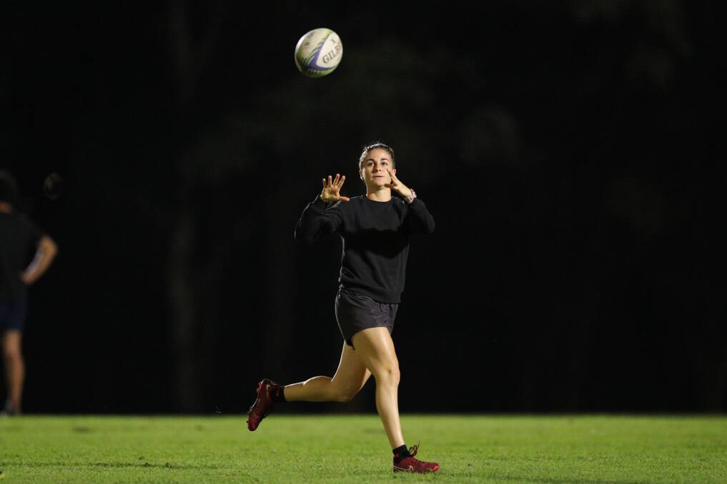 Fullback Danielle Buttsworth capped a strong performance for the Wildfires with a last-gasp try as Hunter beat Easts in Sydney on Saturday. Picture: Max Mason-Hubers