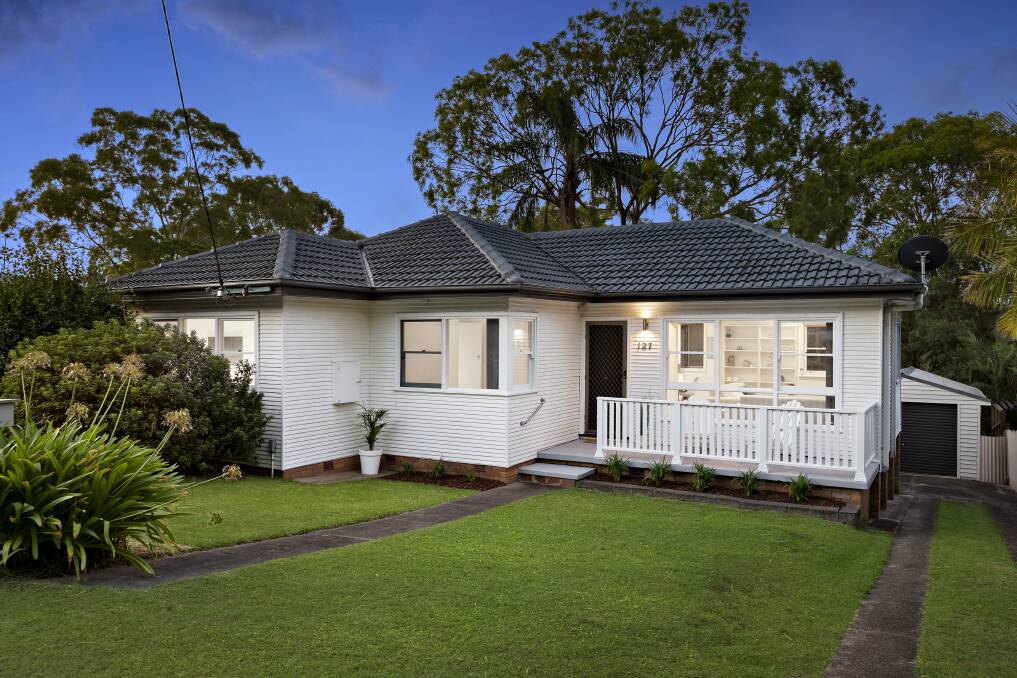 This three-bedroom home on a 746 square metre block at 127 Bayview Street, Warners Bay was bought at auction.