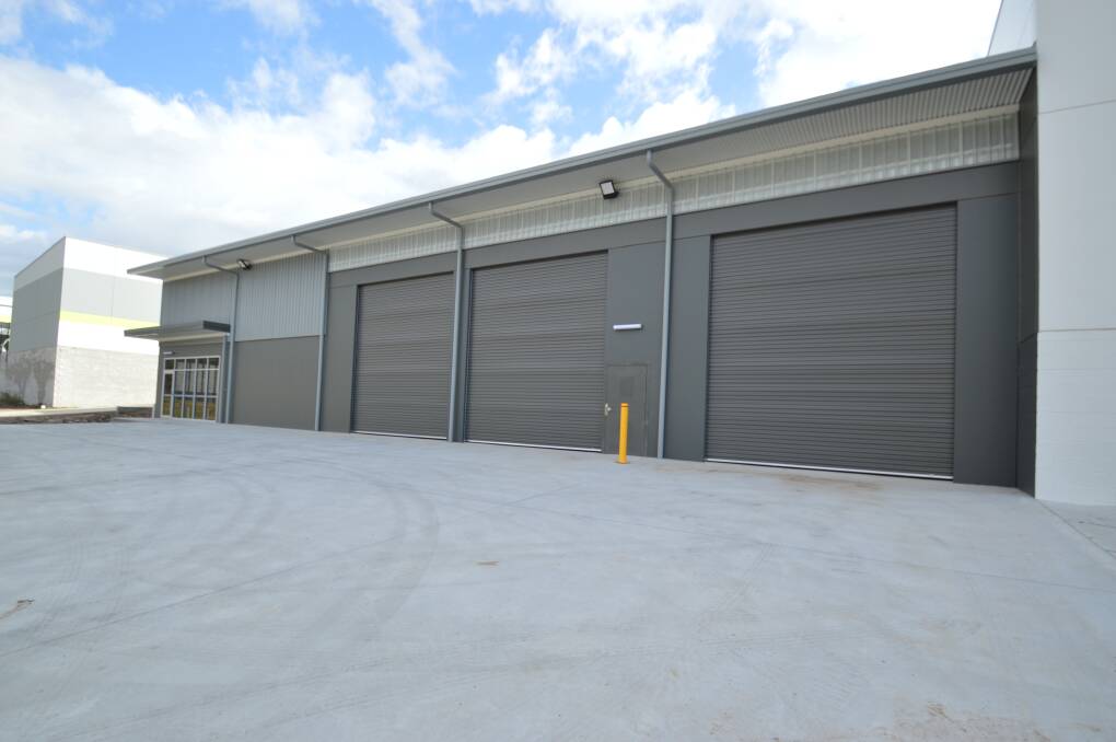 LARGE: A strata unit which includes a 413 square metre warehouse plus an 8000 square metre hardstand yard is for sale at Beresfield. 