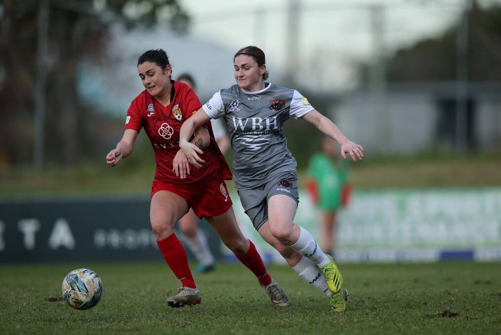 IMPACT: Tara Pender, right, is proving a workhorse for Warners Bay as they continue their push for the NPLW NNSW premiership. Picture: Marina Neil