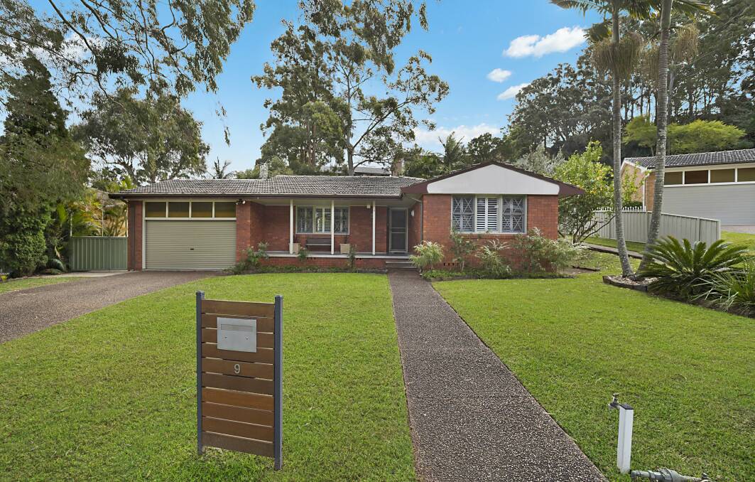 This five-bedroom house on 1009 square metres of land at 9 Woden Close in Cardiff Heights was secured at auction for $878,000.