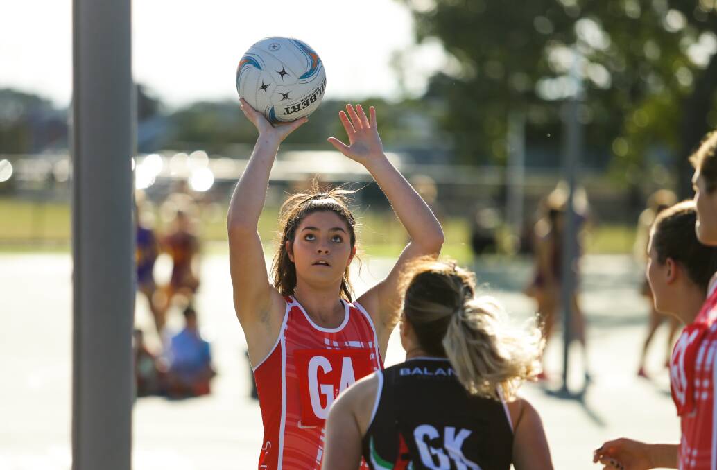 IMPACT: Danielle Taylor was impressive in her return from injury to Newcastle championship netball last season and will again be a key player as Souths look to defend their title. Picture: Jonathan Carroll