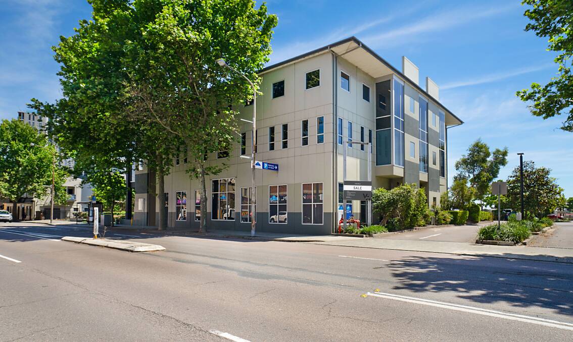 A 168 square metre commercial office suite with four car spaces has been sold by Movable's Alan Tonks.