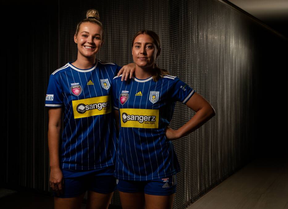 Experienced pair Sophie O'Brien and Laura Hall will be key to Newcastle Olympic's premiership and championship defence. Picture: Marina Neil
