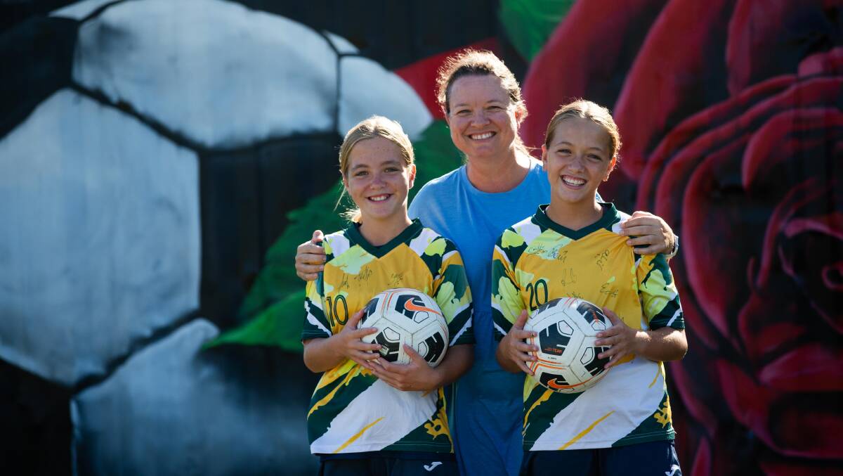 Adamstown players Samone Dinnery and daughters Kalani, left, and Jordie, right. Picture by Jonathan Carroll