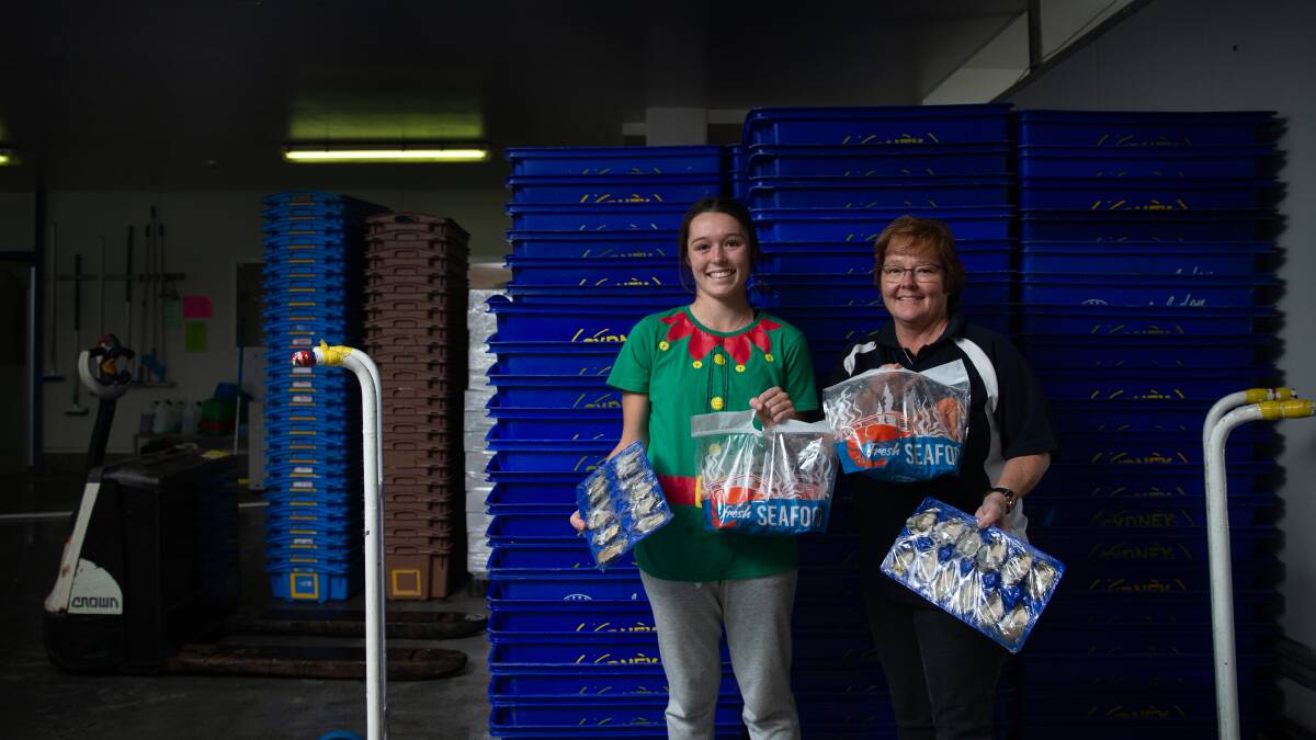 EXPRESS SALES: Jayde and Jenni Platford holding the pre-packaged items. Picture: Marina Neil