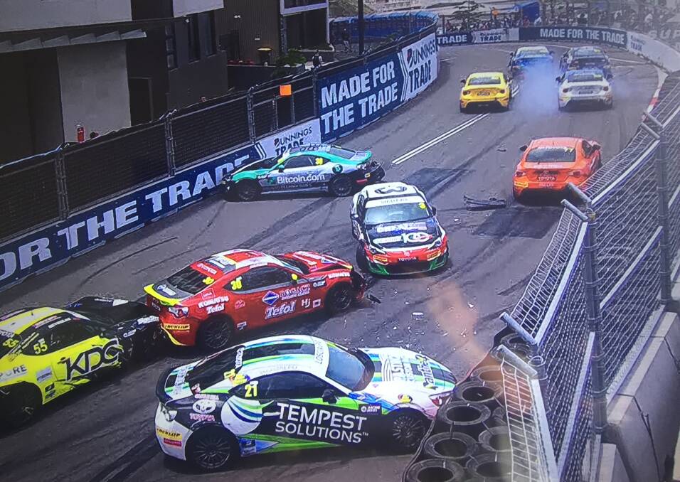 CHAOS: The incident at turn two. Picture: Supercars