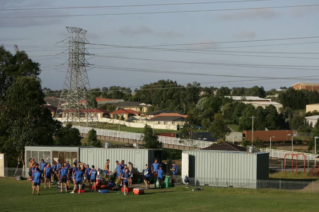 YEARS GONE BY: The facilities the Knights used when they trained at Callaghan in 2005. Picture: Peter Stoop 