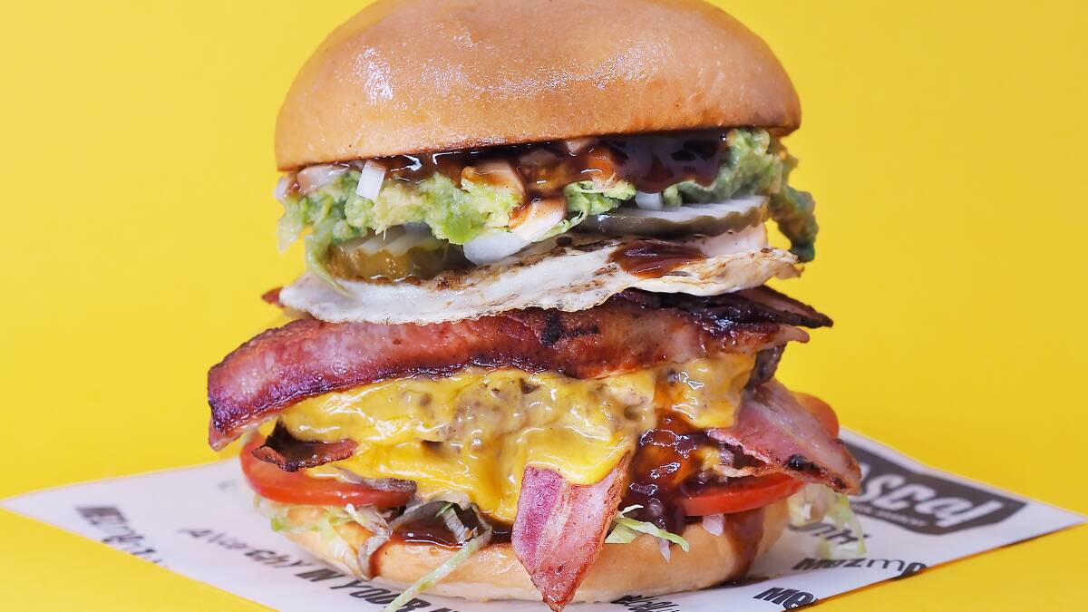 Tszyucastle goes mad for The Butcher's monster burger