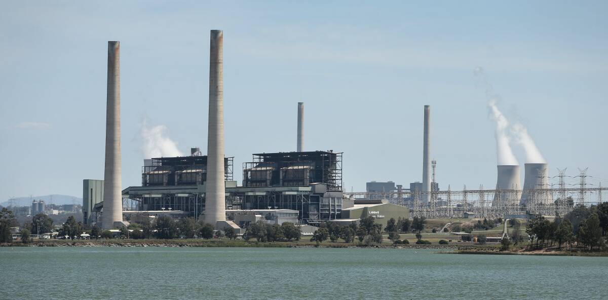 Expensive: A leaked government report shows extending the ageing Liddell coal-fired power station near Muswellbrook until 2026 will cost Australian taxpayers $300 million. Picture: Marina Neil. 