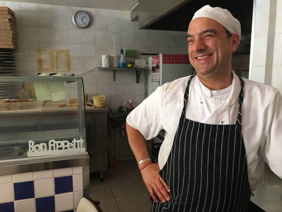 "FANTASTIC": Luigi Gerardi, chef and owner at Rosinas Pizza Restaurant on Hunter Street. Picture: Phoebe Moloney
