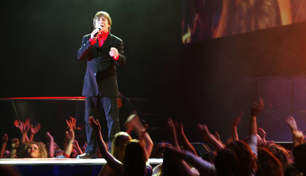 John Paul Young performing in the Countdown Spectacular concert at Newcastle in 2006. 