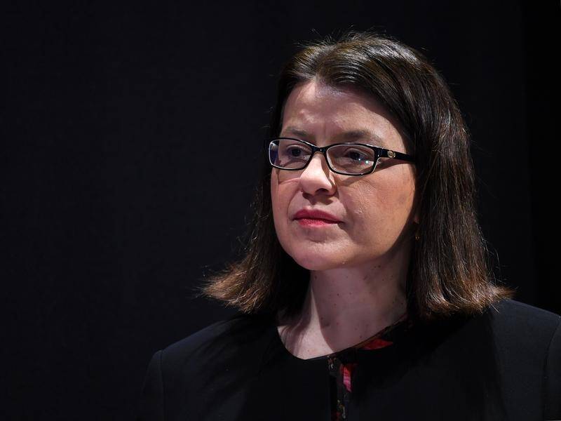 Victoria's former health minister Jenny Mikakos has cast doubt on Daniel Andrews' inquiry evidence.