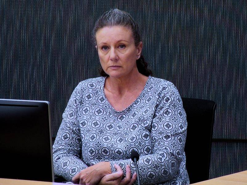 Convicted child killer Kathleen Folbigg has been compared with the wrongly jailed Lindy Chamberlain at an inquiry into her case.