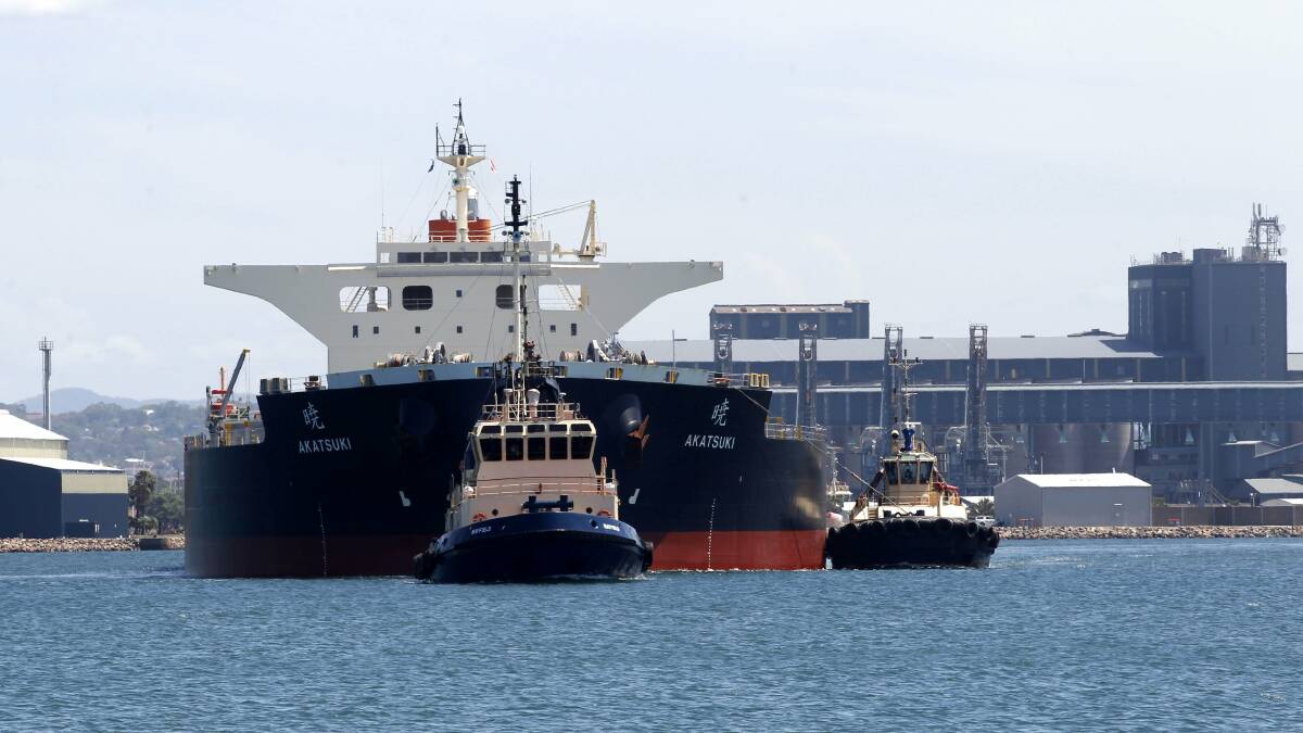 FOSSIL FUELS: A coal ship Akatsuki leaves the Port of Newcastle.