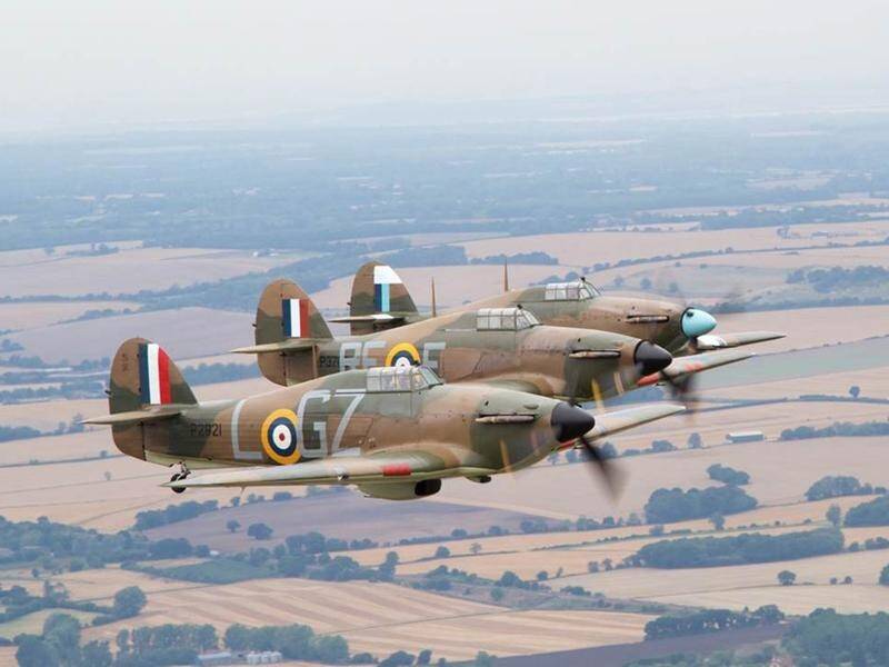 Battle of Britain pilot Archie McInnes, who flew Hurricane fighters, has died at the age of 100.