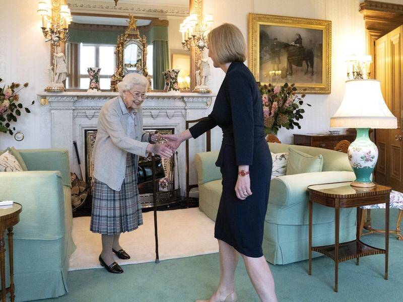 Then-UK prime minister Liz Truss met with Queen Elizabeth just two days before the monarch's death. (EPA PHOTO)
