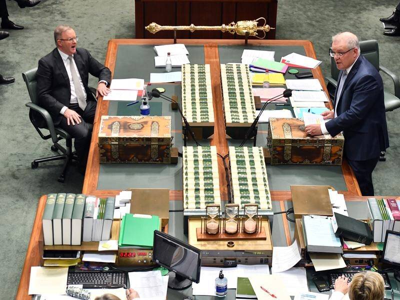 Scott Morrison has told the coalition joint party room to brace for difficult economic decisions.