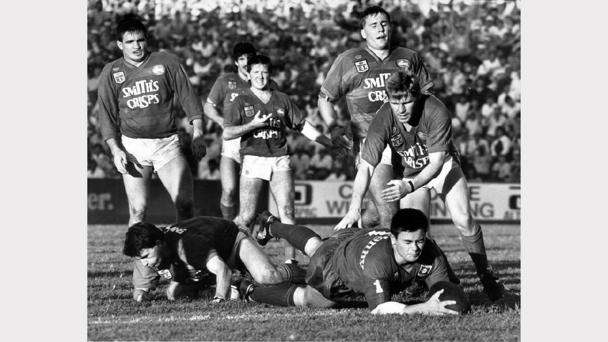Newcastle Knights in 1988. Newcastle Knights vs South Sydney.