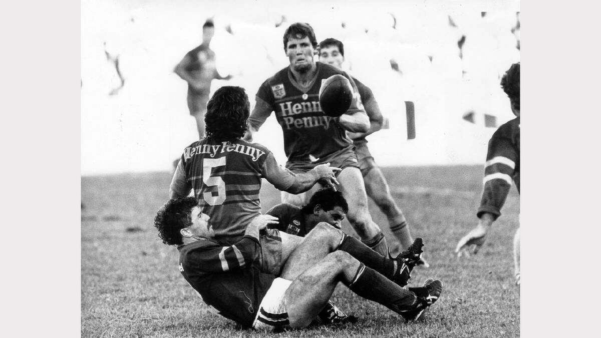 Newcastle Knights in 1988.  Knights vs Illawarra.