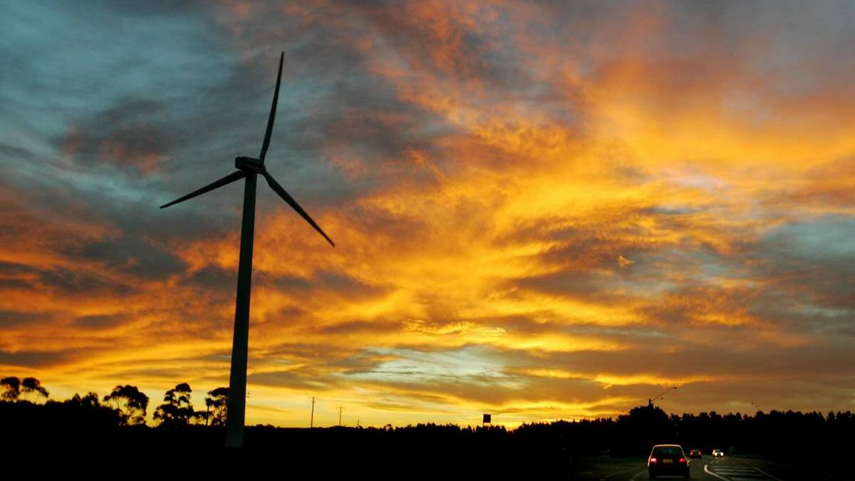 Kooragang wind turbine sold to Tasmanian poultry farm