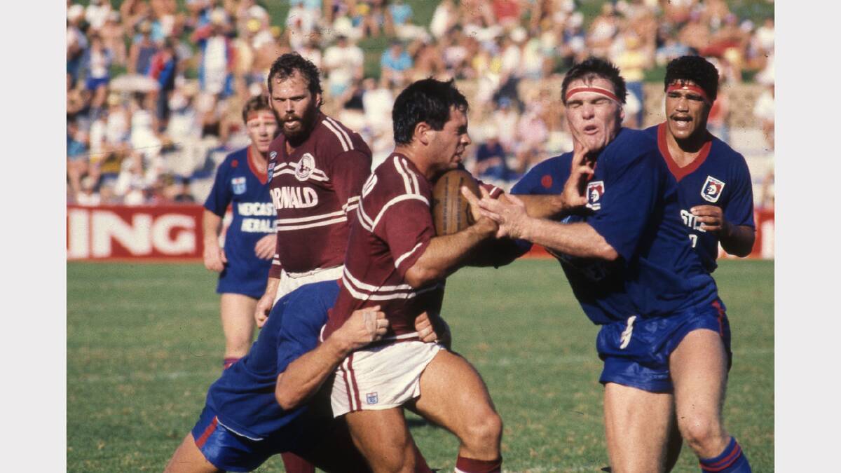 Newcastle Knights in 1988. Knights vs Manly, Herald Challenge Cup, with  Tony Butterfield and Sam Stewart.

