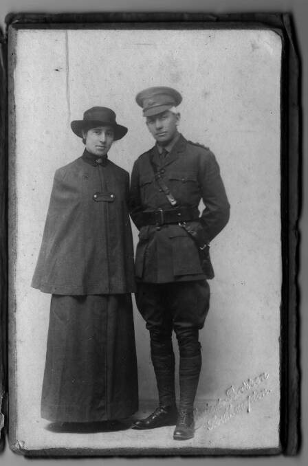 Anzac Girls: The couple who went to war
