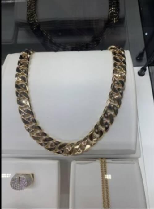 The $139,000 half a kilogram solid gold chain that was momentarily stolen from Simon Curwood at Greenhills on Thursday. 