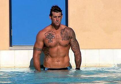 Thanked the public.... Ben Roberts-Smith was mocked on The Circle after appearing topless in a pool.