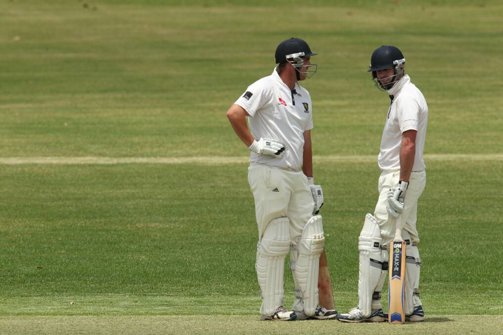 NCH SPORT - SCG Country Cup at Baker Oval Wyong - Merewether v Dubbo -  Merwether Batsman Josh Geary and  Simon Moore  - 27th December 2012 pic by RYAN OSLAND