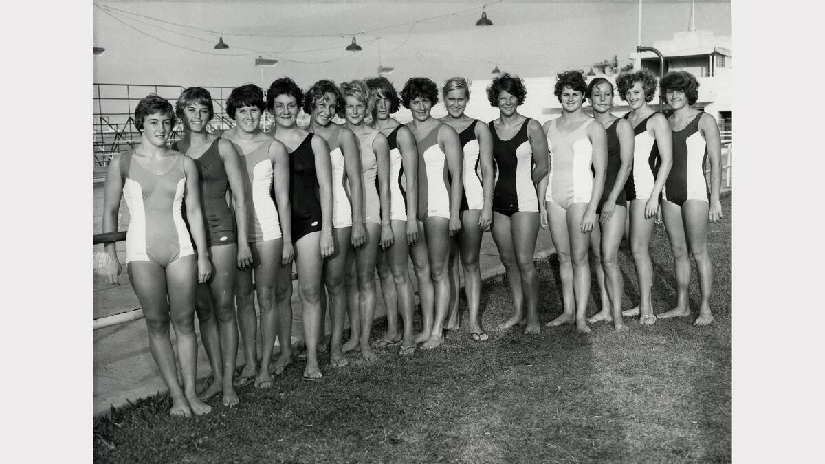 SWIMMING: Lyn Bell (2nd from left)