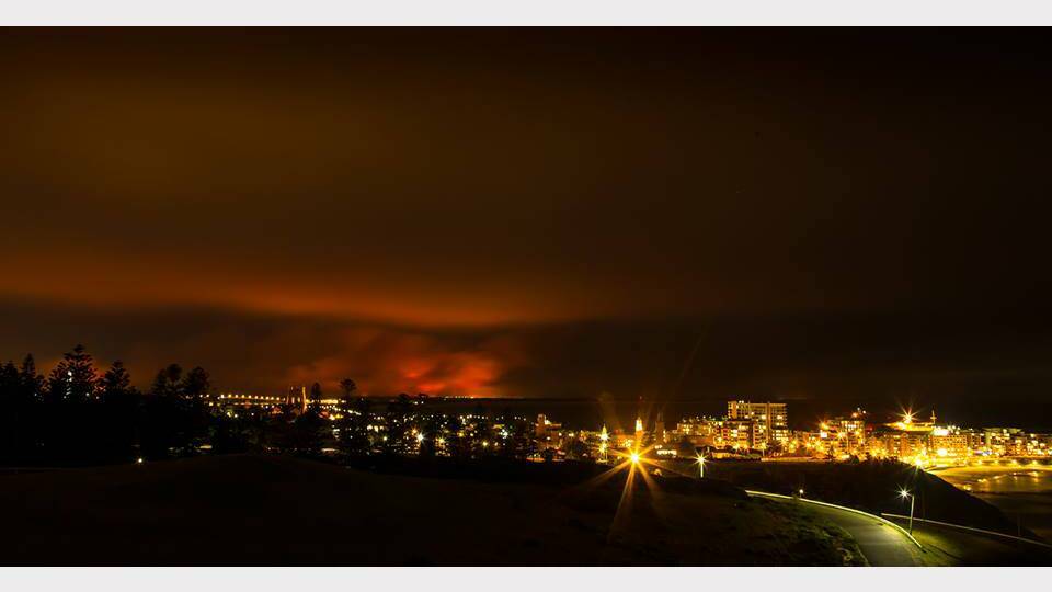 Image from Dave Bean from the top of King Edward Park, looking north to the fires. 
