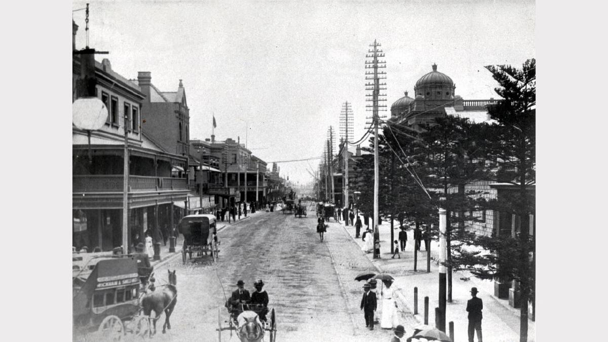 ARCHIVAL REVIVAL 1900s: Photographs from the Newcastle Herald's files. Hunter Street looking west from Watt Street in the early 1900s.