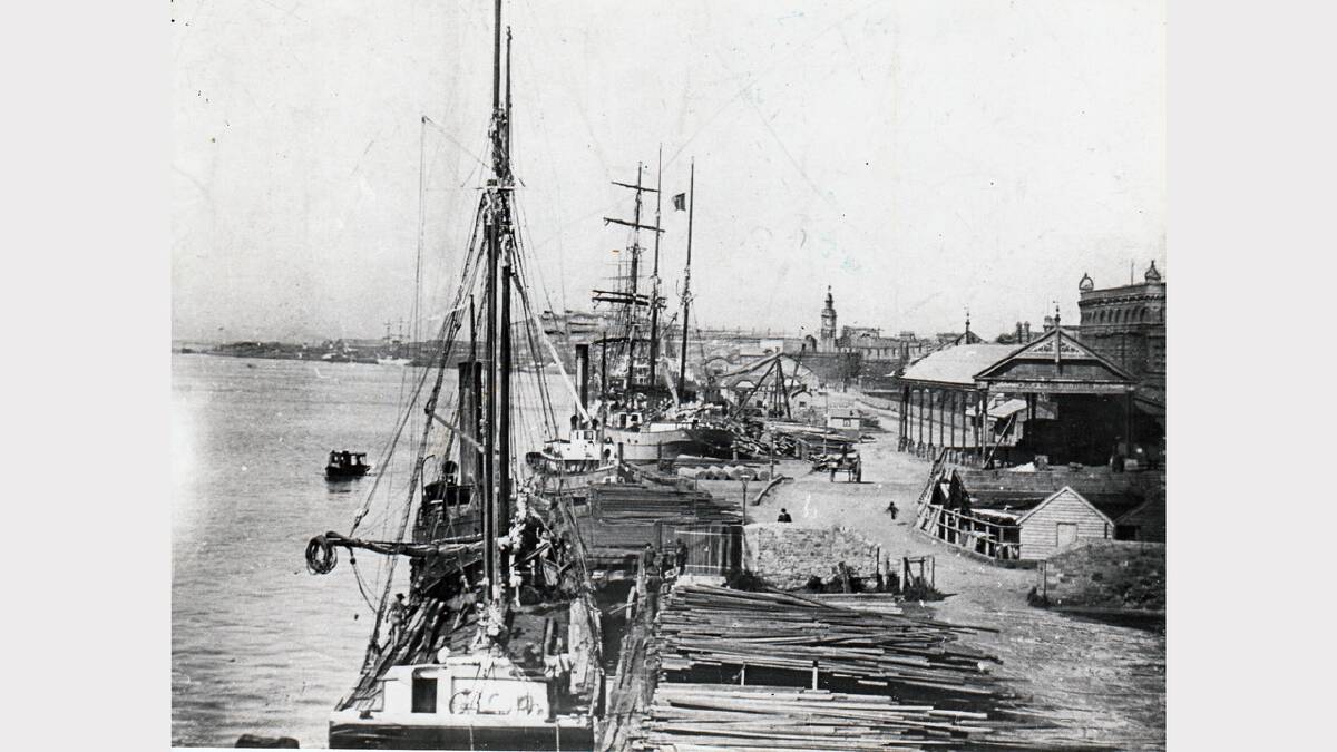 ARCHIVAL REVIVAL 1900s: Photographs from the Newcastle Herald's files. Perkins st Perkins Street Boat Harbour 1904.