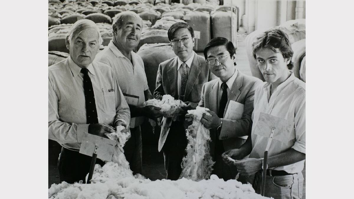 politician Bob Rowland Smith with buyers Peter Ryan, Mr Tsuji and Mr Kato and  grower Warren Coventry in 1984.