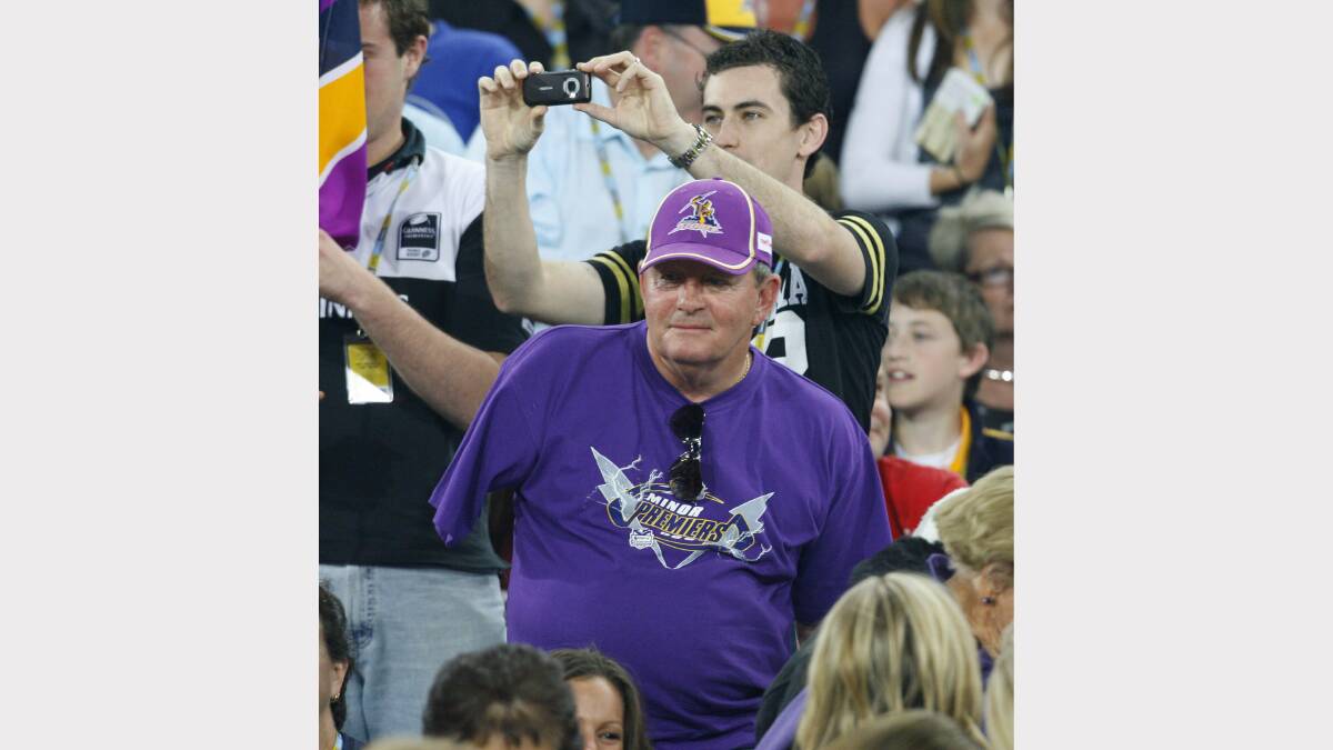 Jack Newton watches his son Clint during the the 2007 NRL grand final between the Melbourne Storm and Manly.