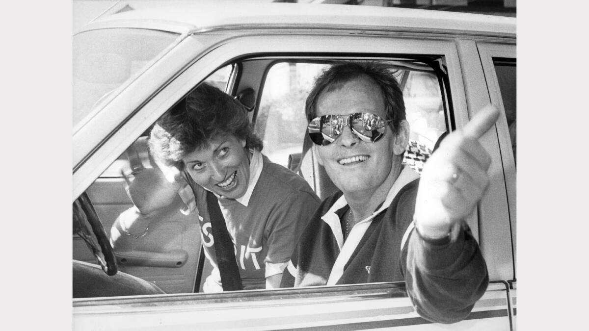 Jack Newton and his wife Jackie leaving hospital on September 24, 1983.