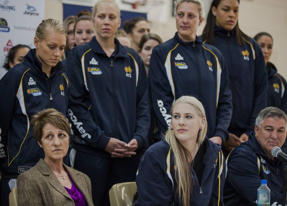 Jan Stirling (bottom left) coached the Australian Opals from 2002 to 2009 and is a member of the FIBA Hall of Fame, 